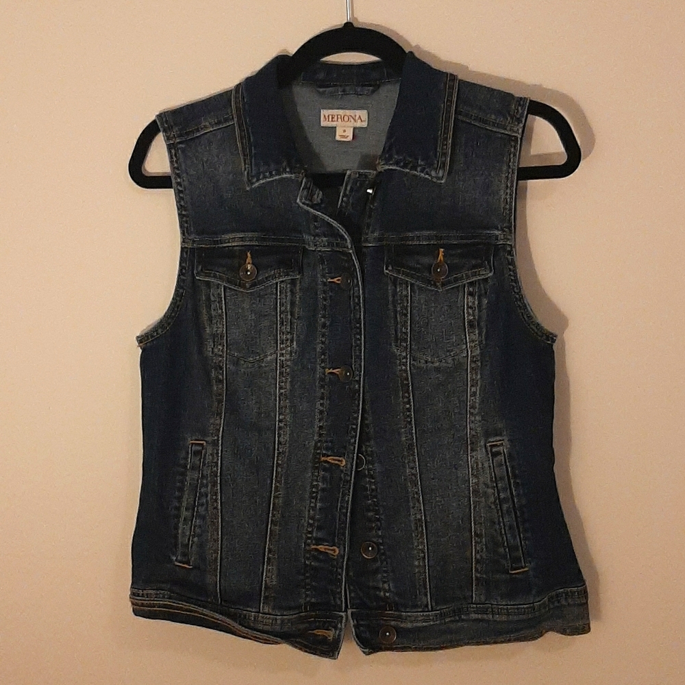 Jean Vest like new!